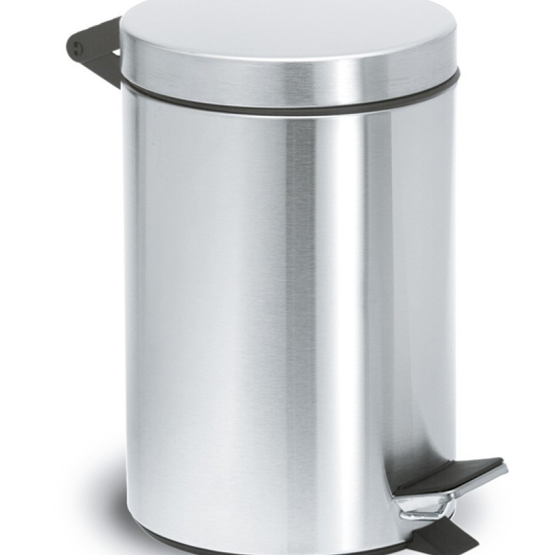 Blomus toiletspand i børstet stål. Blomus toiletspand i børstet stål.
