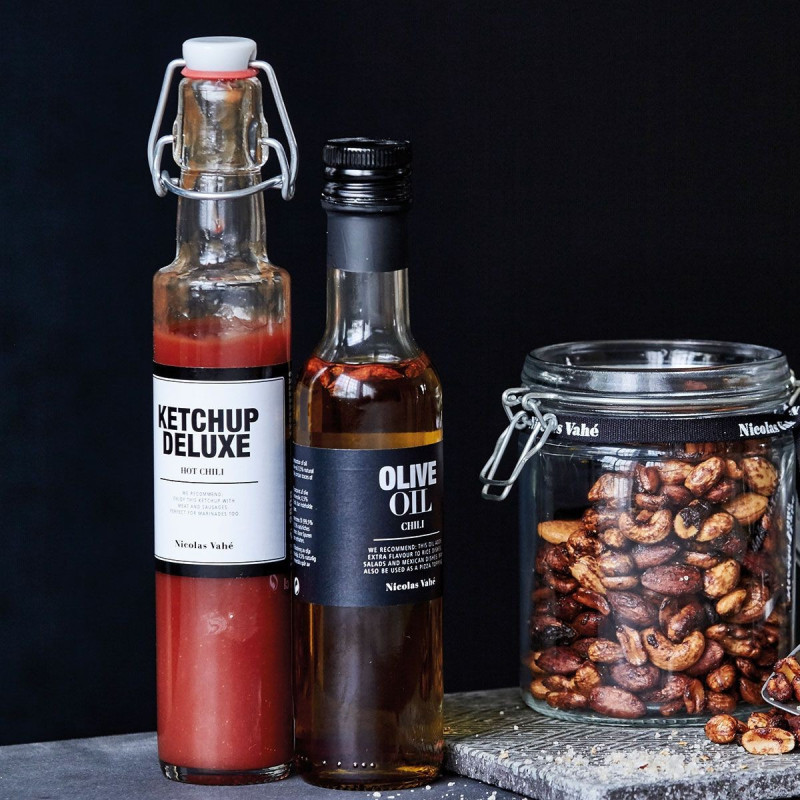 Nicolas Vahé Ketchup Deluxe, hot chili. Nicolas Vahé Ketchup Deluxe, hot chili.