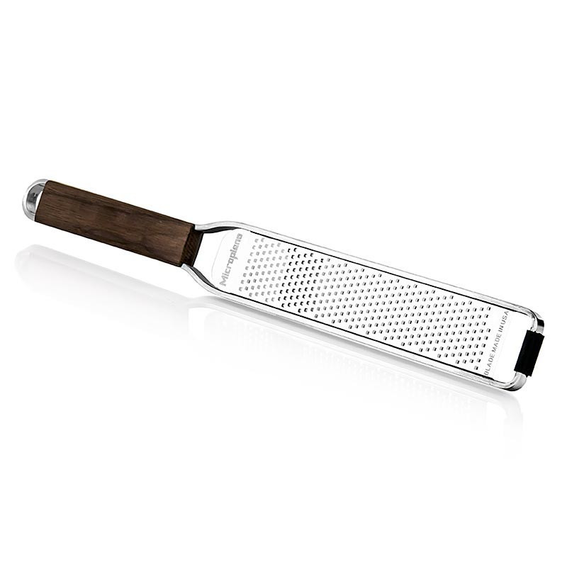 Microplane rivejern med træ. Zester. Microplane rivejern med træ. Zester.