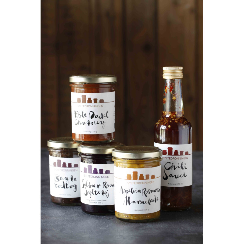 Appelsin Rosmarin marmelade fra Syltedronningen. Appelsin Rosmarin marmelade fra Syltedronningen.