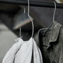 Rund bøjle til bælter og tørklæder fra House Doctor.