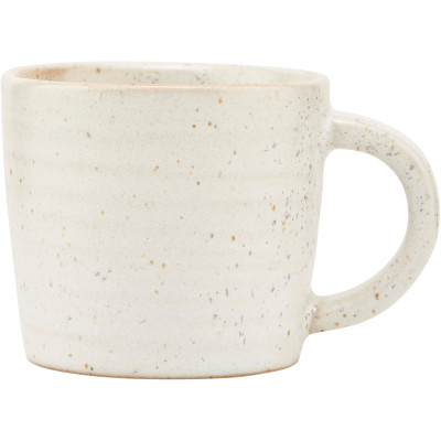 Espressokop i cremefarvet stentøj.