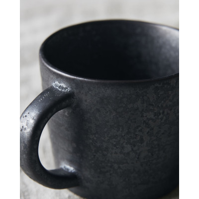 Espressokop i sort keramik fra House Doctor.