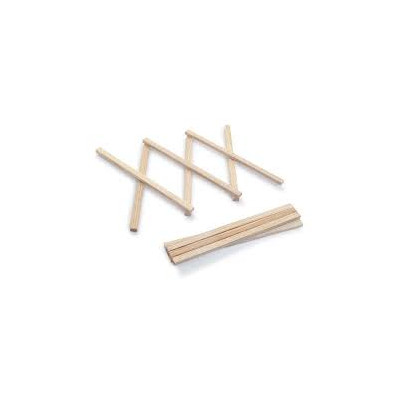 Bordskåner i træ som kan foldes ud.