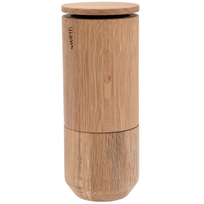 Saltkværn eller peberkværn i egetræ.