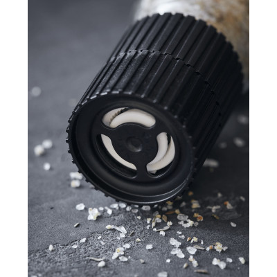 Nicolas Vahé delikatesser. Salt med parmesan og basilikum.