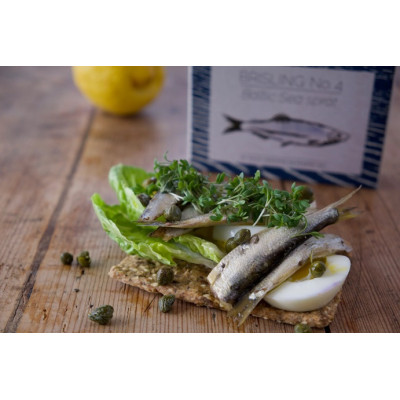 Fangst brislinger på dåse.