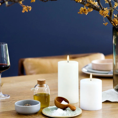 Uyuni elektrisk LED bloklys i hvid.