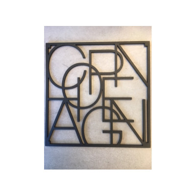 Bordskåner i jern med Copenhagen.