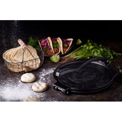 Den originale tortilla presser i støbejern.