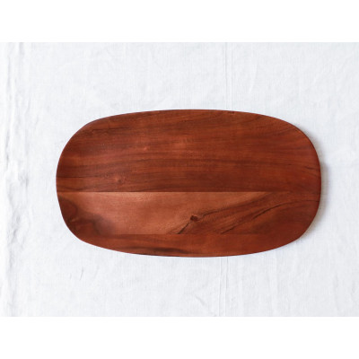 Lille oval bakke i træ. TILBUD.