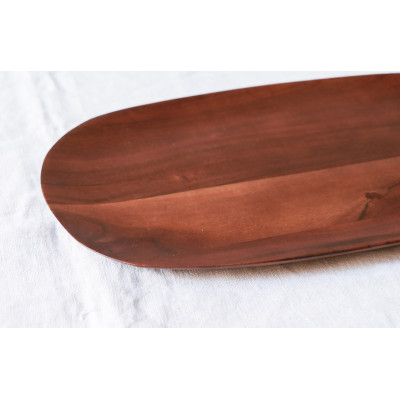 Lille oval bakke i træ. TILBUD.