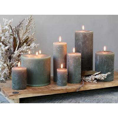 Bloklys i smuk olivengrøn farve