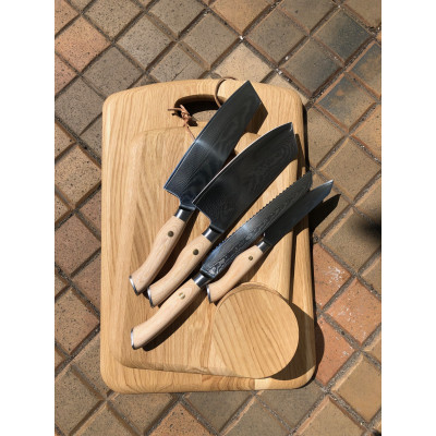 Japansk urtekniv med mange lag stål