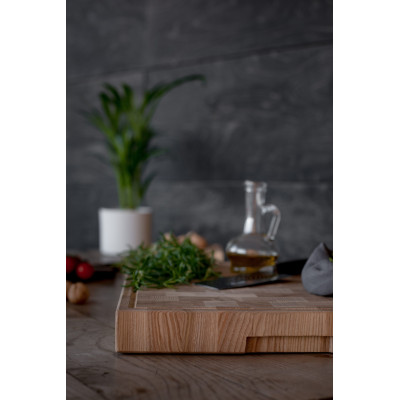 Skærebræt i egetræ med blodrille