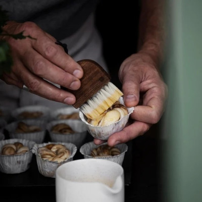 Brødbørste med bløde børster.