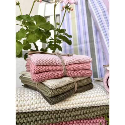 Strikkede grydelapper fra danske Solwang.