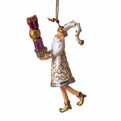 Håndlavet julepynt. Julemand med julegaver.