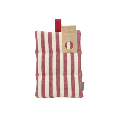 Grydelapper med røde striber.