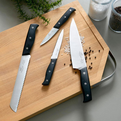 Lion Sabatier knivsæt med 4 knive. TILBUD.